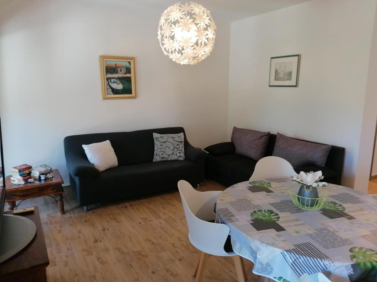 Apartman Ilaria Medulin Eksteriør billede